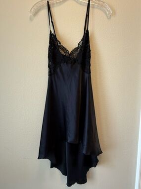 Vintage Y2K Frederick's of Hollywood Black Satin & Lace High-Low Slip Dress XL